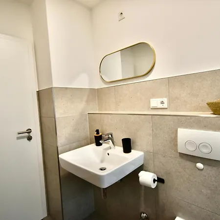 Sano - Hagen - Am Rastebaum