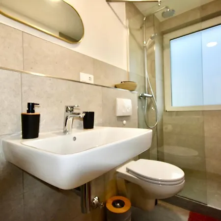 Apartmán Sano - - Am Rastebaum *